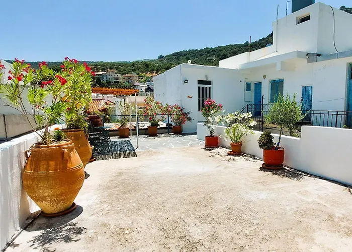 Christin P. Cute Home With Patio